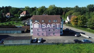  Immeuble � vendre 1240 m�