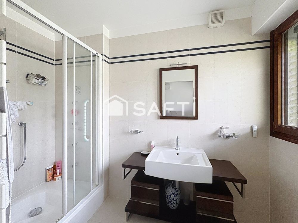 � vendre  Maison Lamorlaye (60260)