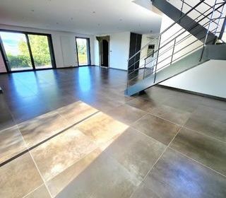  Maison � vendre 7 pi�ces 207 m�