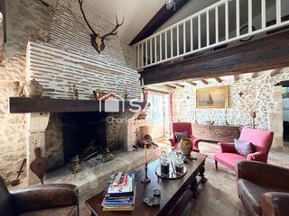  Propri�t�/ch�teau � vendre 8 pi�ces 345 m�