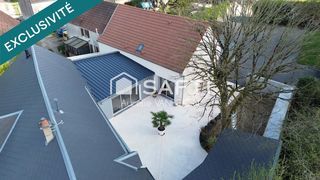  Maison � vendre 9 pi�ces 232 m�