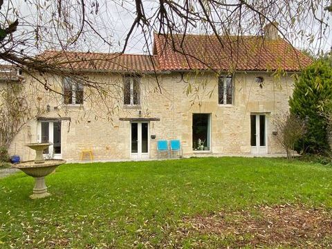   Long�re Maison - 12 pi�ce(s) - 200 m�