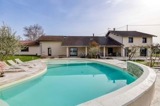  Maison � vendre 9 pi�ces 290 m�