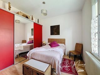  Maison � vendre 9 pi�ces 229 m�