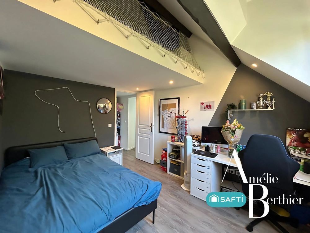 � vendre  Maison Montfort-l'Amaury (78490)