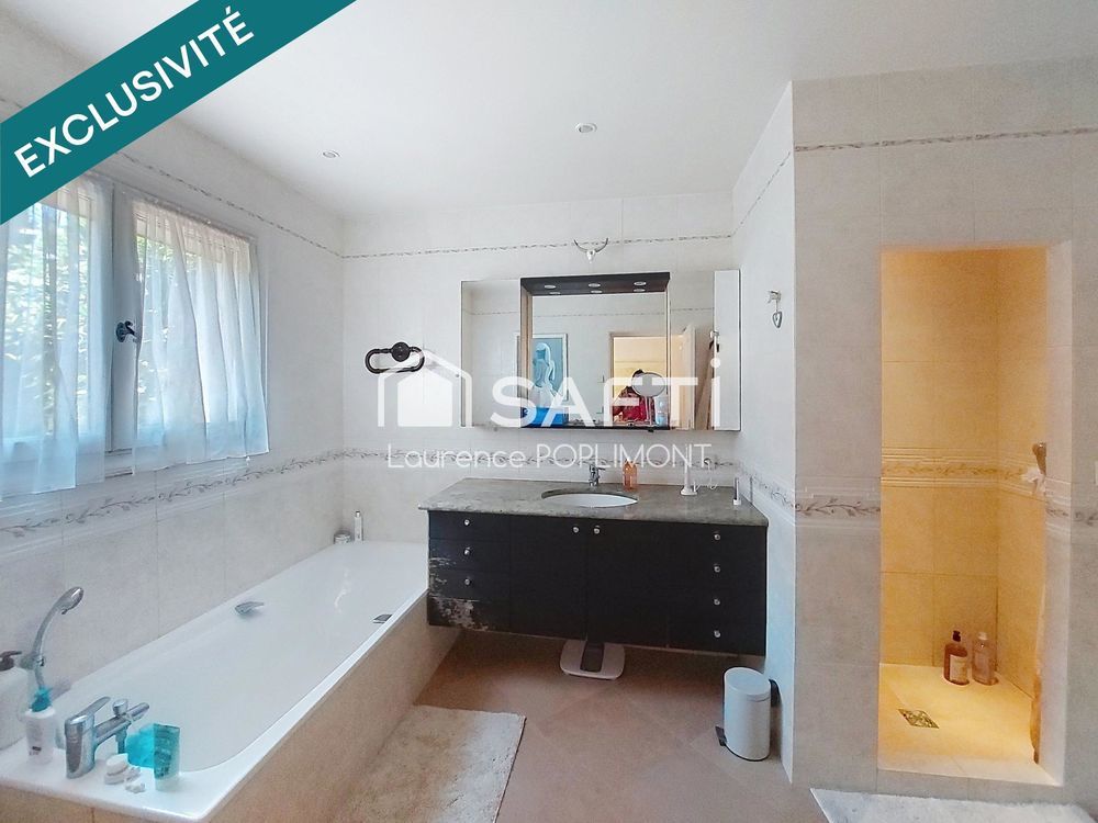 � vendre  Maison Trans-en-Provence (83720)