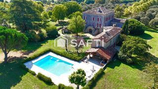  Propri�t�/ch�teau � vendre 15 + pi�ces 825 m�