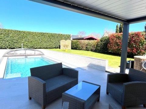   Belle propri�t� � 400m des commerces! Maison - 7 pi�ce(s) - 145 m�