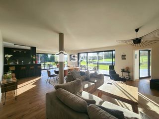  Maison � vendre 8 pi�ces 300 m�