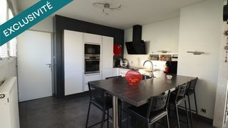  Maison � vendre 7 pi�ces 220 m�