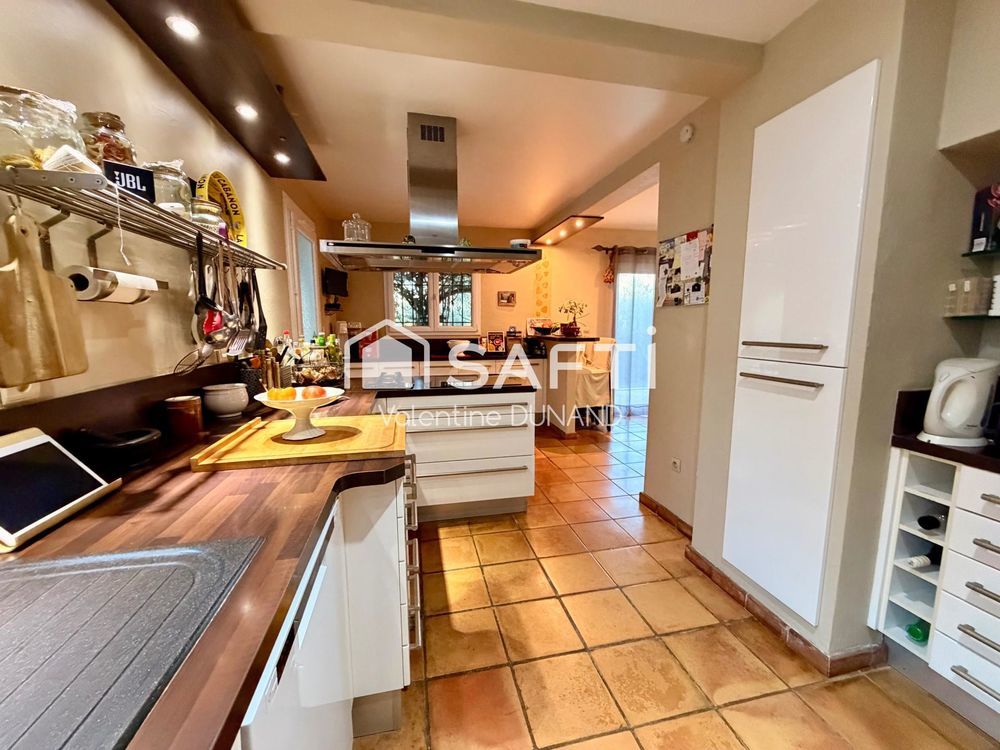 � vendre  Maison Le Val (83143)