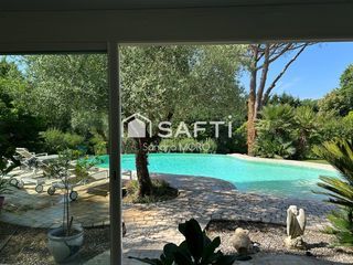  Maison � vendre 10 pi�ces 350 m�