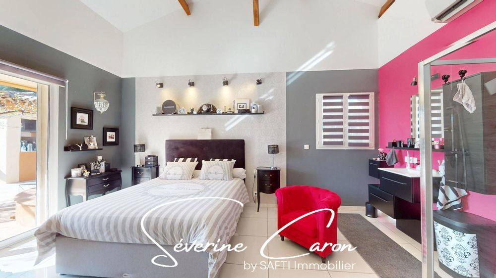 � vendre  Maison Flassans-sur-Issole (83340)