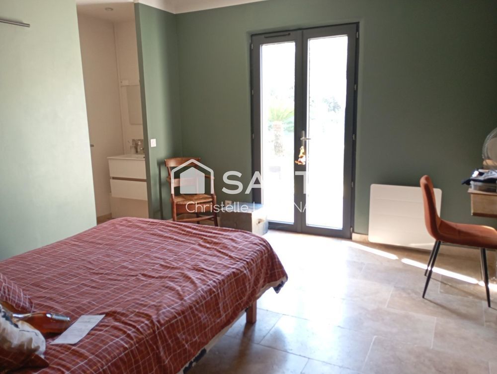 � vendre  Maison Collias (30210)