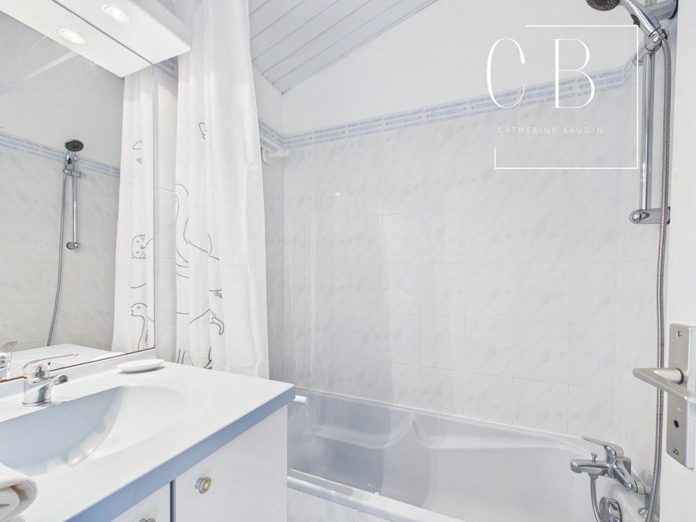 � vendre  Maison Saint-Martin-de-R� (17410)