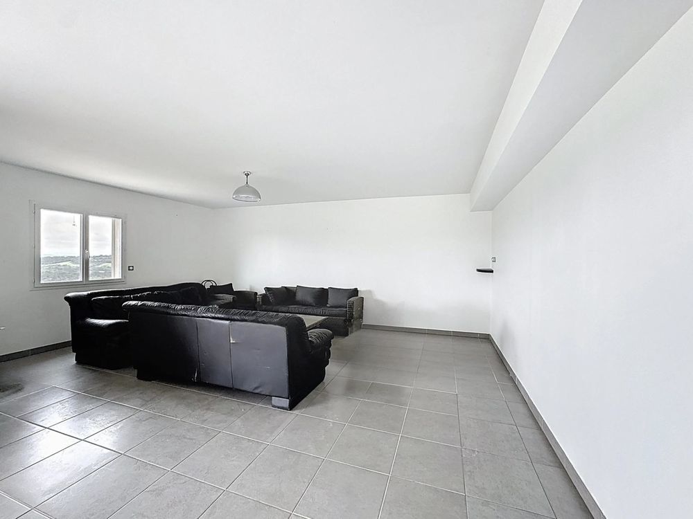 � vendre  Maison Montolieu (11170)