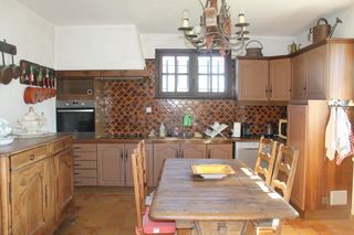  Maison � vendre 6 pi�ces 204 m�