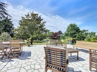  Maison � vendre 7 pi�ces 200 m�