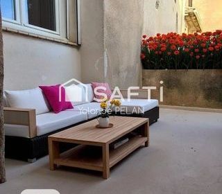  Maison � vendre 8 pi�ces 210 m�