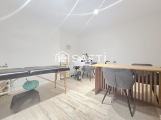  Immeuble � vendre 296 m�