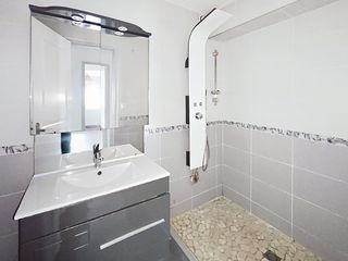  Maison � vendre 8 pi�ces 195 m�