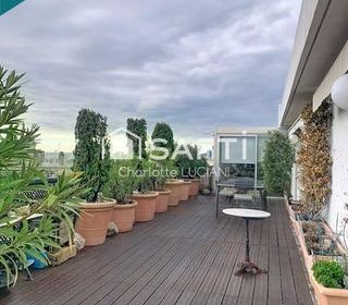  Appartement � vendre 4 pi�ces 133 m�