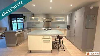  Maison � vendre 7 pi�ces 327 m�