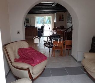  Maison � vendre 12 pi�ces 246 m�