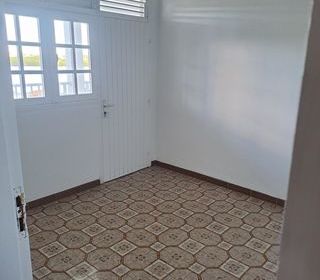  Appartement � louer 4 pi�ces 165 m�