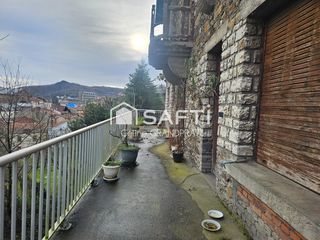  Maison � vendre 9 pi�ces 260 m�