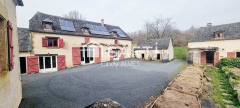   Propri�t� de charme de 5 b�timents sur 26 hectares Maison - 15 + pi�ce(s) - 620 m�