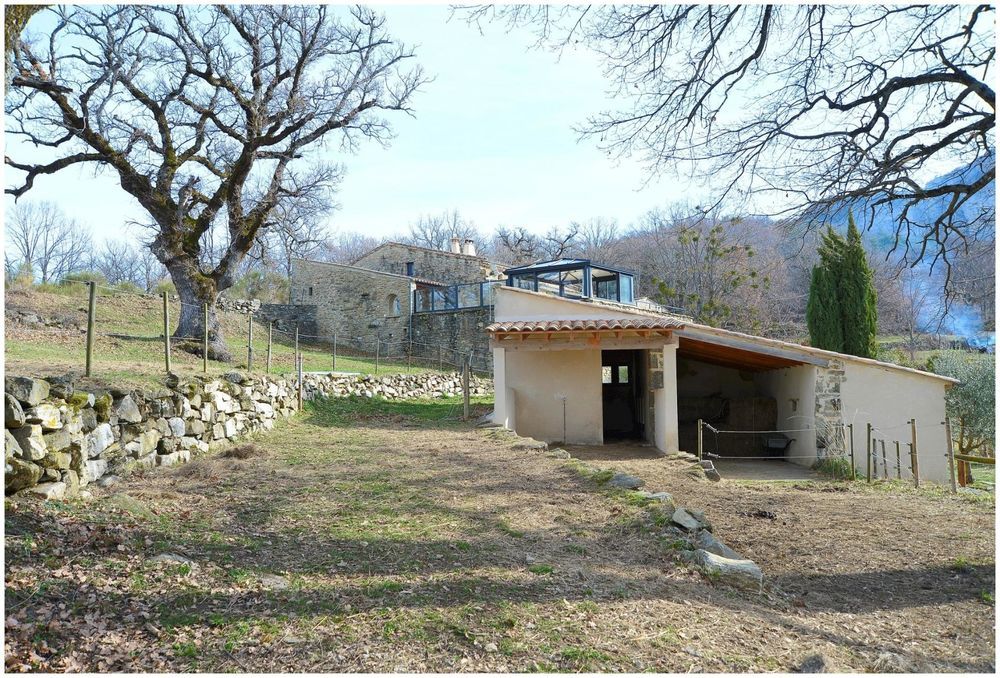 � vendre  Maison Eyzahut (26160)