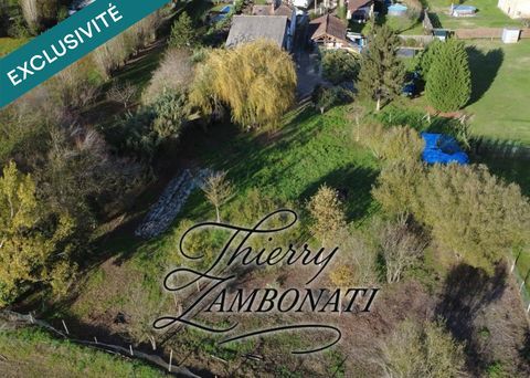   Maisons T2 + T3 + T4 + 2000 m2 terrain constructible Maison - 10 pi�ce(s) - 212 m�