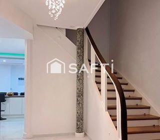  Maison � vendre 8 pi�ces 194 m�