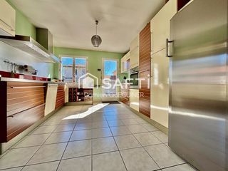  Maison � vendre 7 pi�ces 228 m�