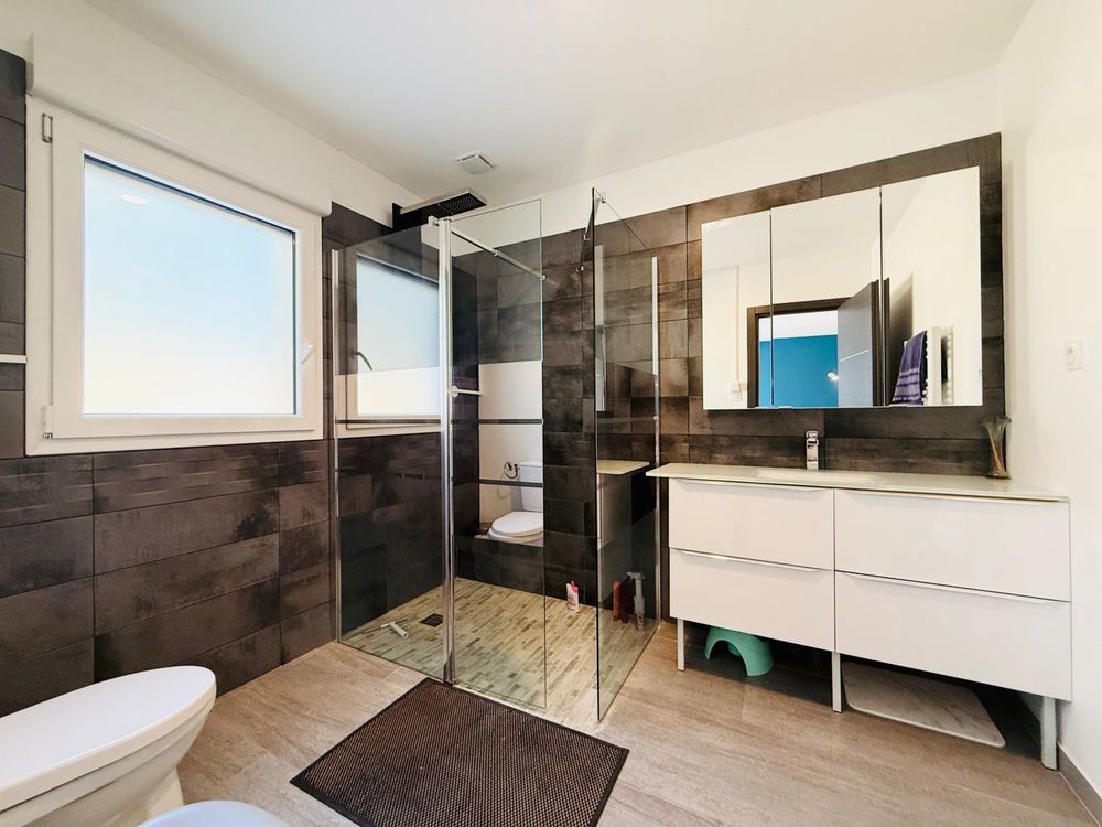 � vendre  Maison Bagnols-en-For�t (83600)