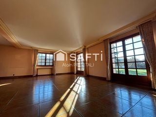  Maison � vendre 8 pi�ces 186 m�