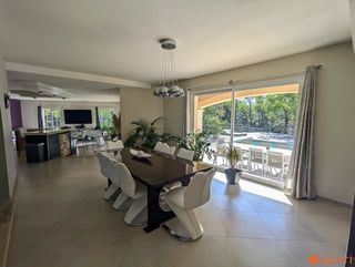  Maison � vendre 7 pi�ces 327 m�