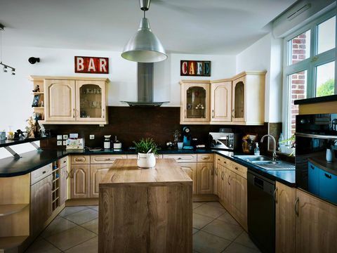   Enti�rement r�nov�e et impeccable! Maison - 4 pi�ce(s) - 118 m�