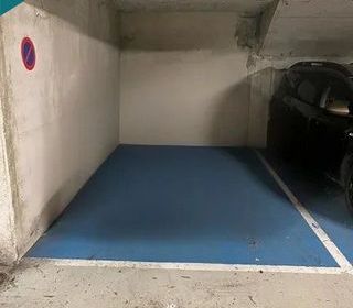  Parking / Garage � vendre 