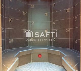  Immeuble � vendre 260 m�