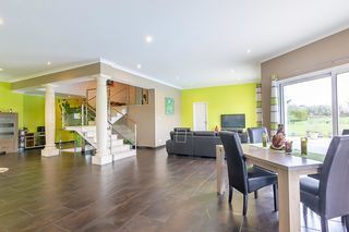  Maison � vendre 7 pi�ces 235 m�