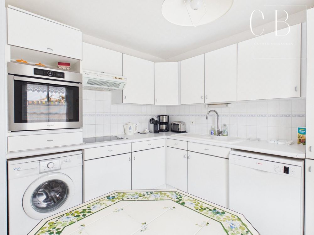 � vendre  Maison Saint-Martin-de-R� (17410)