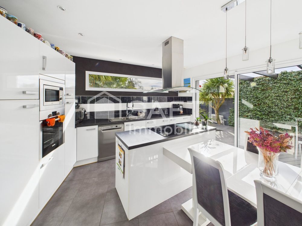 � vendre  Maison Pessac (33600)