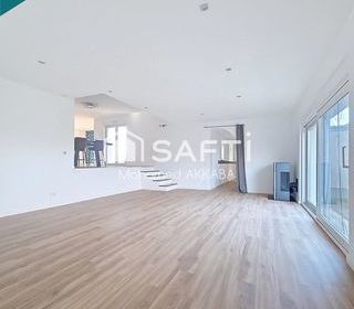  Maison � vendre 8 pi�ces 300 m�