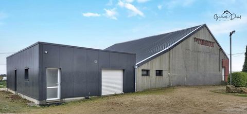 Grand local commercial polyvalent de 546 m&sup2; 394000 29250 Plougoulm