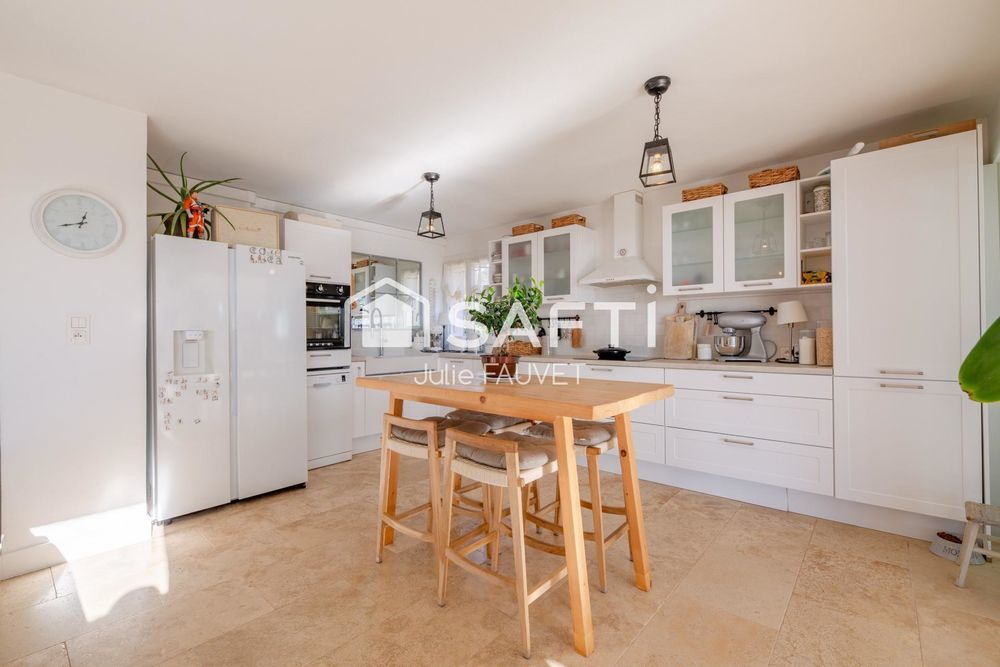 � vendre  Maison Saint-Rapha�l (83700)