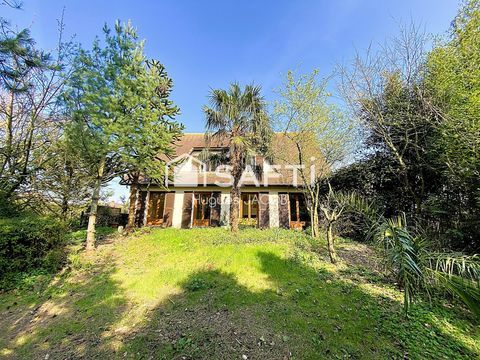   Maison de 145 m� avec 5 chambres avec sous-sol et d�pendance Maison - 6 pi�ce(s) - 145 m�