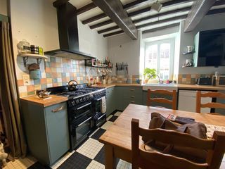  Maison � vendre 10 pi�ces 255 m�