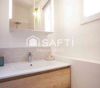  Maison � vendre 6 pi�ces 205 m�